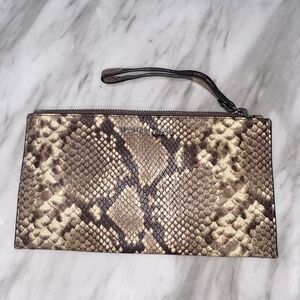 Michael Kors Wristlet